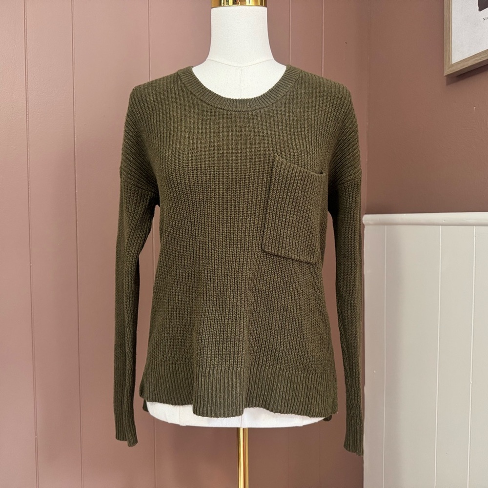 Madewell Thompson Ribbed Crewneck Sweater with Front Pocket - Picture 2 of 11